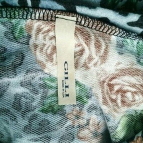 Gilli Leopard Print & Floral Bell Sleeve Dress - Picture 4 of 5